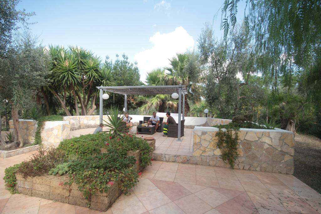 Casa Masseria Le Ville เปสคีชี ภายนอก รูปภาพ