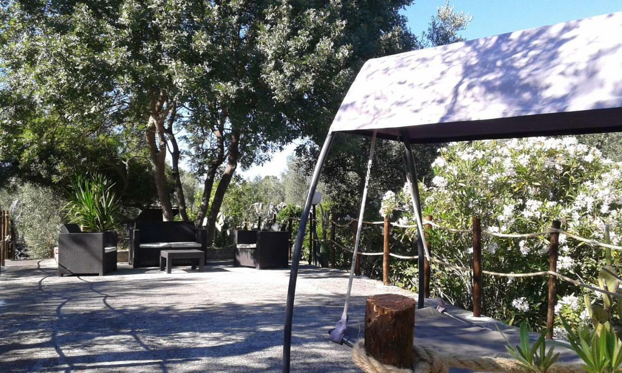 Casa Masseria Le Ville เปสคีชี ภายนอก รูปภาพ