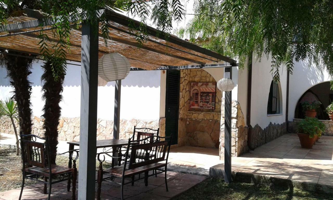 Casa Masseria Le Ville เปสคีชี ภายนอก รูปภาพ